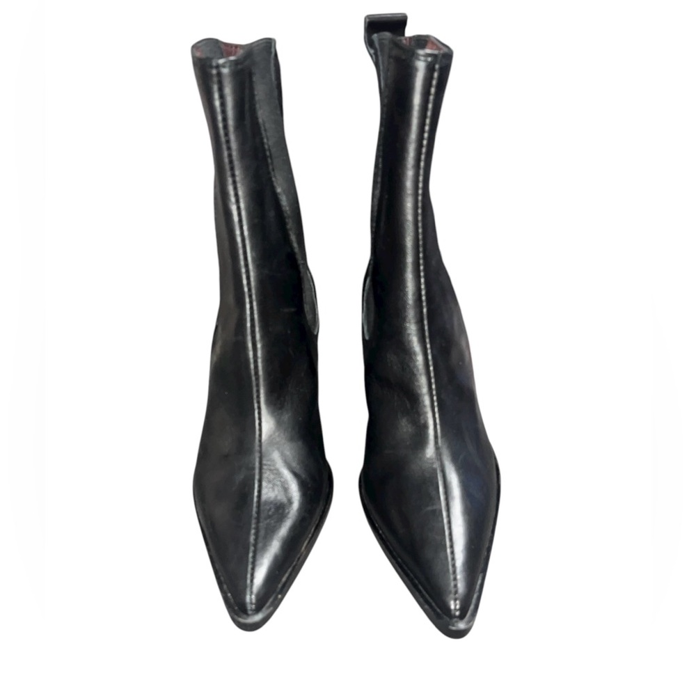 Topshop Sleek Pull On Black Leather Kitten Heeled Boots Size 35 (US 4.5) - Picture 3 of 8